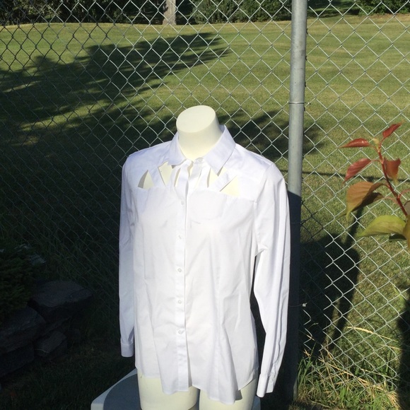 Chico’s cut-out white button down shirt - Picture 4 of 10